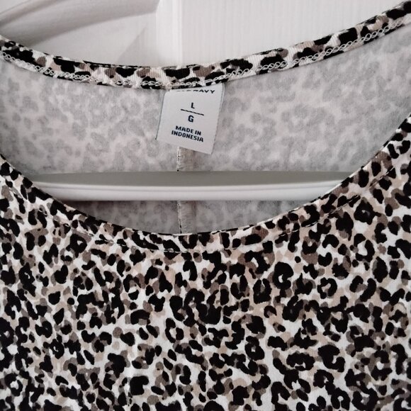 Jersey-Knit Long-Sleeve Swing Dress for Women NWT - Picture 2 of 2